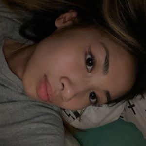 Meet your Posher, Maegan